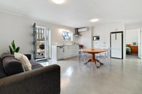 Barefoot Breeze - Waihi Beach Holiday Home